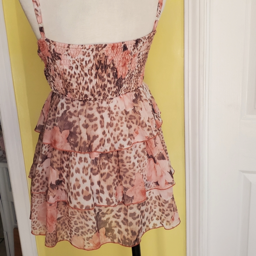 Marineblu Ruffled Top - Picture 3 of 4